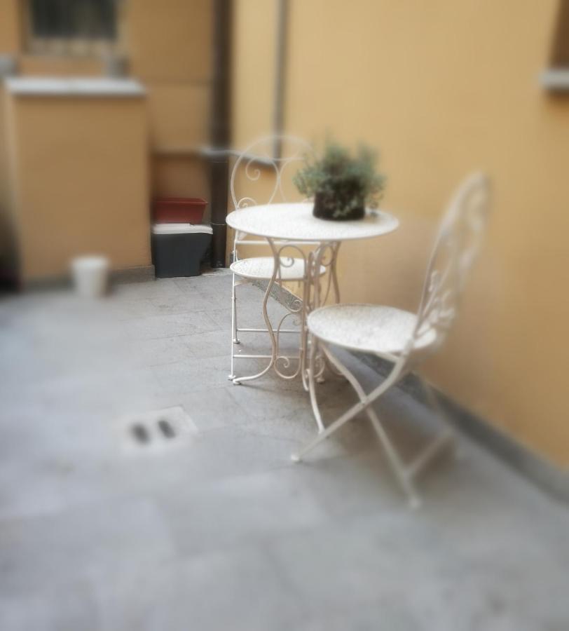 Casina Centotrecento-Romantic & Quite Apartment- Bologna Luaran gambar