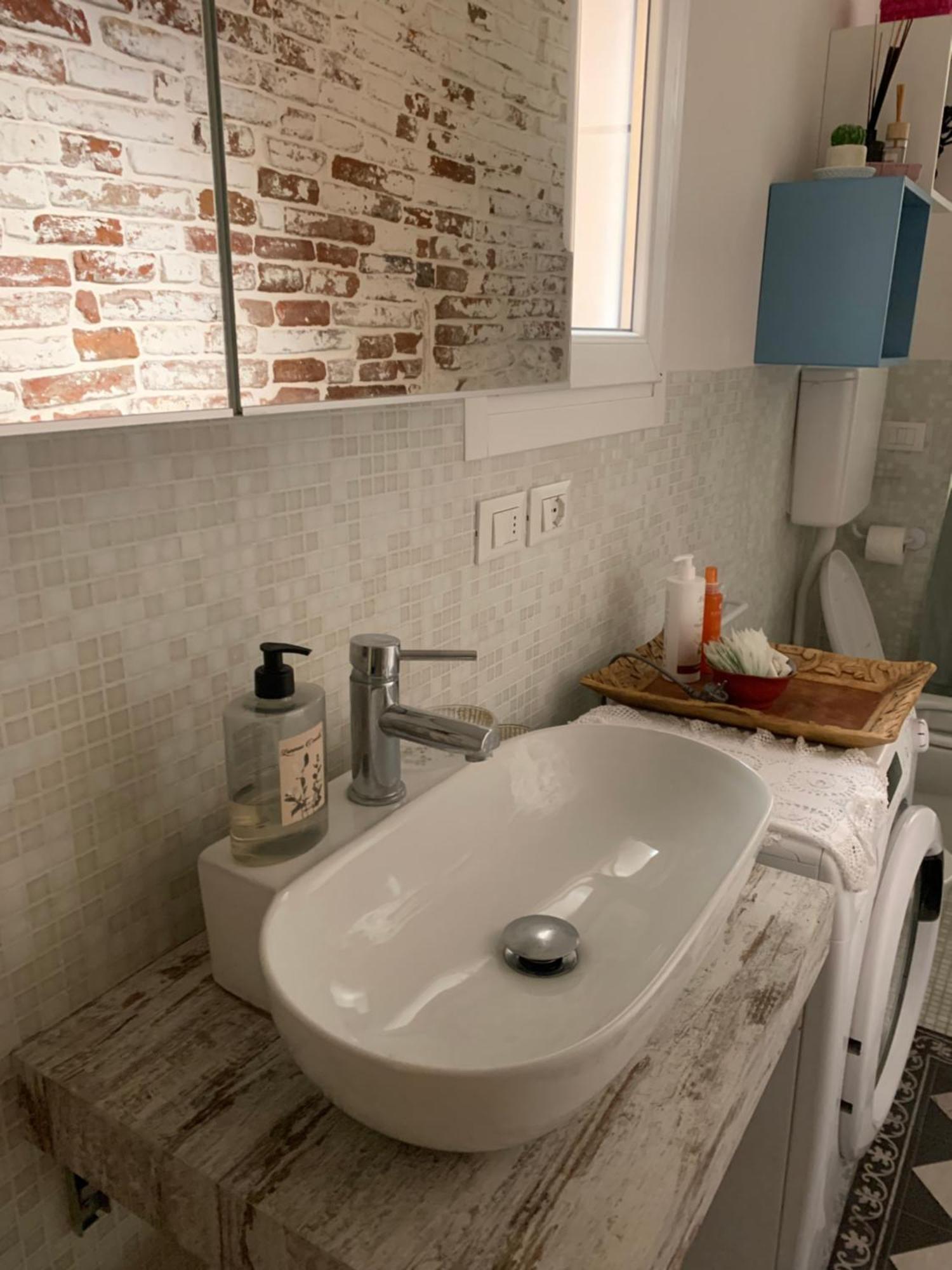 Casina Centotrecento-Romantic & Quite Apartment- Bologna Luaran gambar