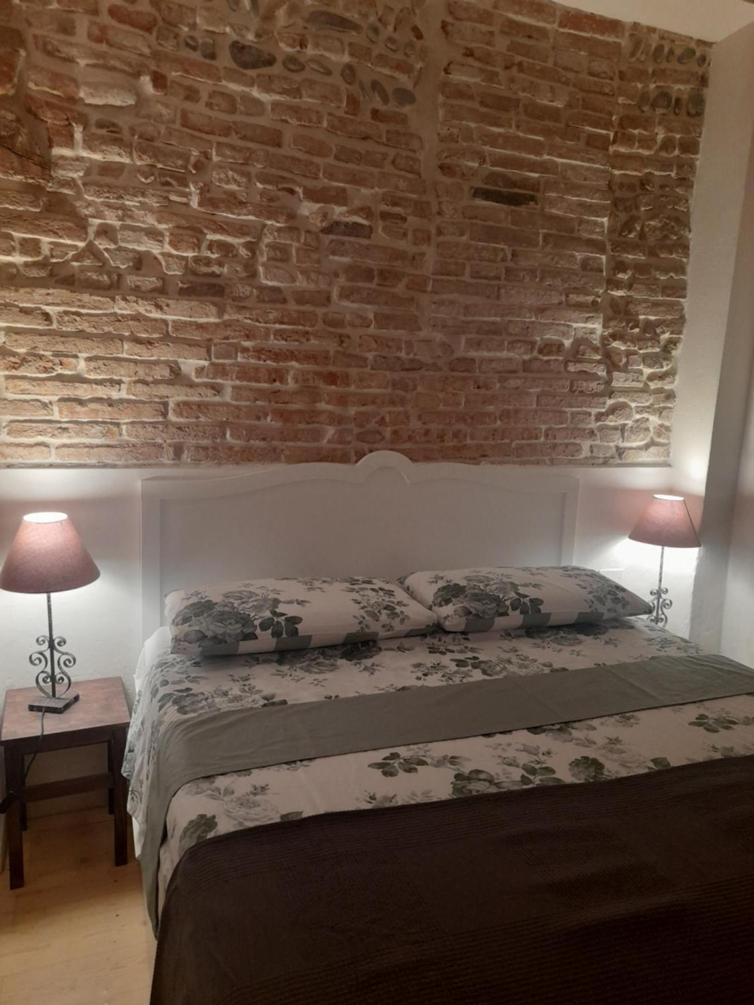 Casina Centotrecento-Romantic & Quite Apartment- Bologna Luaran gambar
