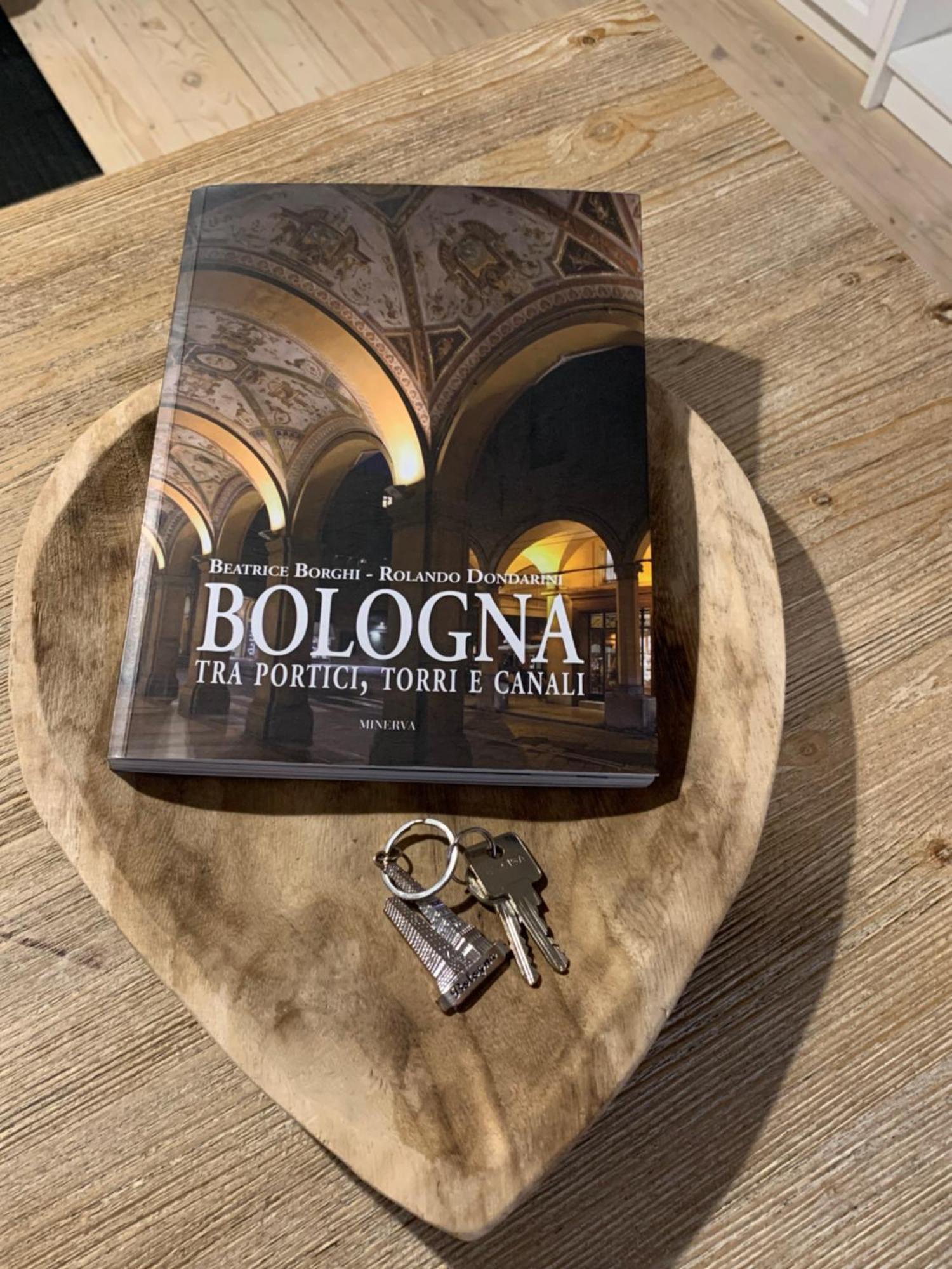 Casina Centotrecento-Romantic & Quite Apartment- Bologna Luaran gambar